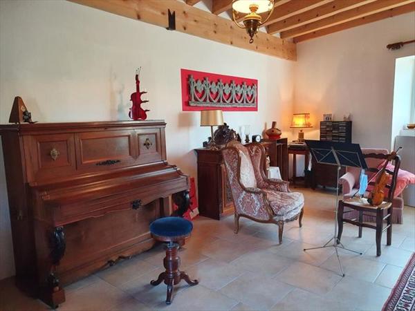 Maison à vendre |  Domérat |  7 pièces | 120 m²