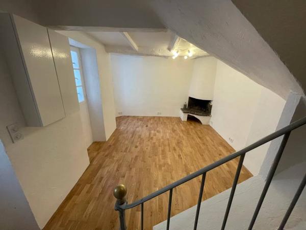 Charmante maison en pierre - Village de Valbonne !