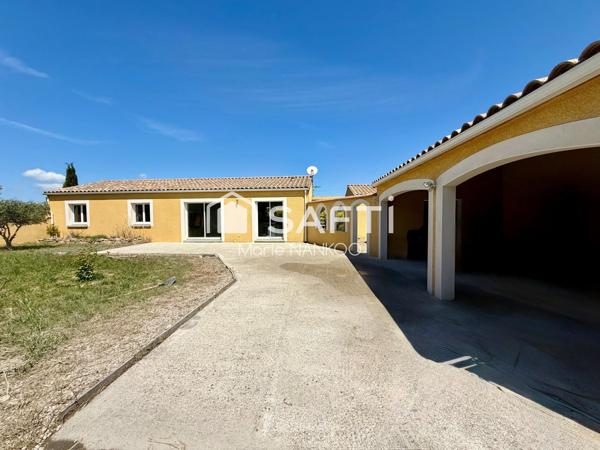 Villa contemporaine de plain-pied avec dépendance à Pauligne (11300)