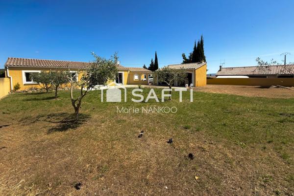 Villa contemporaine de plain-pied avec dépendance à Pauligne (11300)