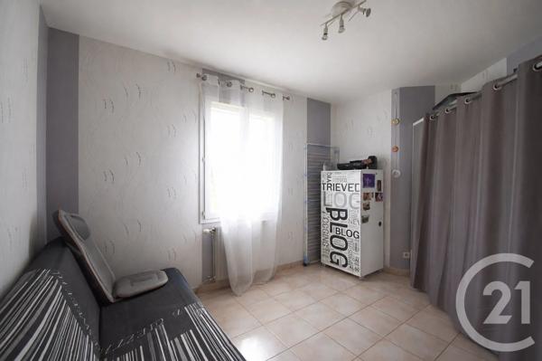 Maison à vendre  5 pièces - 104,57 m 2   CREUZIER LE VIEUX  - 03