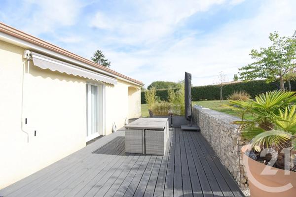 Maison à vendre  5 pièces - 104,57 m 2   CREUZIER LE VIEUX  - 03