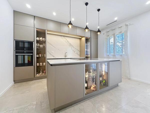 Maison de ville rénover avec de belles prestations