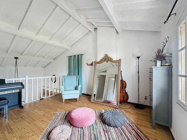 Sublime maison de plus de 180m² - Sous-sol - Piscine - Saint-Sulpice-La-Pointe