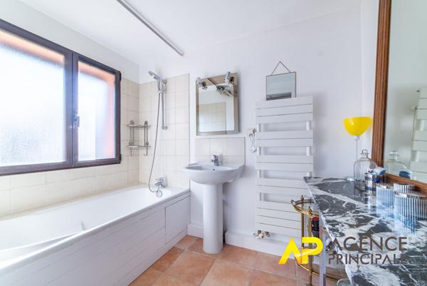 Maison Colombes 3 pièces 93 m² €695 000 ** - Référence 413CLR