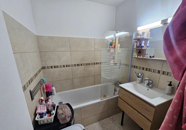 Cros De Cagnes, beau 2 pièces meublé de 45.83 m² avec parking et cave