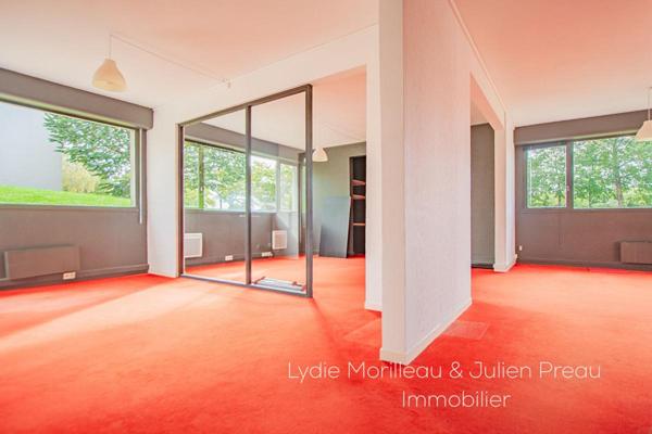 NANTES - ILE DE NANTES / MANGIN / BEAULIEU - Local d'activités / Bureaux (180 m²)