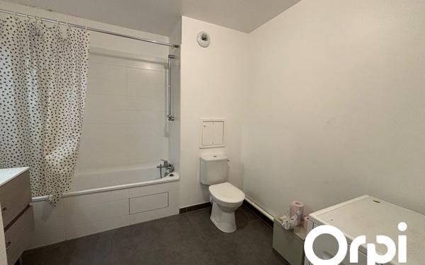 Appartement à louer    3 pièces • 56,90 m2 Montigny-le-Bretonneux