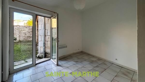 Appartement T2 avec jardin. Niort (79000)