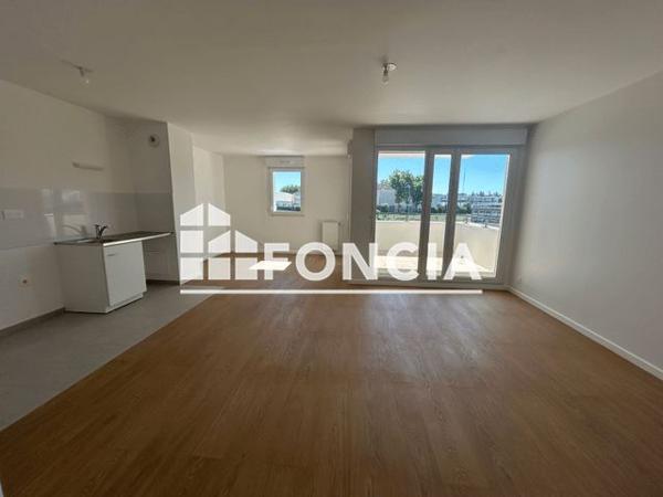 Location Appartement 3 pièces 66.33 m² - 1215 BOULEVARD DE L'EUROPE Melun 77000