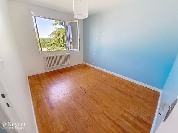 A ne pas rater ! Maison individuelle de 147 m², 5 chambres avec garage de 29m² sur 564 m² clos et arboré