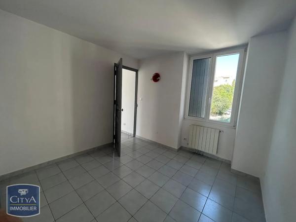 Appartement à louer 3 pièces 76.25m² Nîmes (30000)