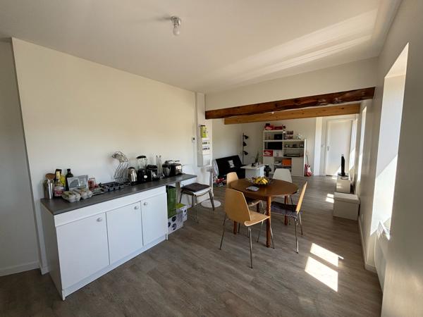 2 pièces 50.69 m2 T2 50M2 / SECTEUR DELILLE - Clermont-Province 2 pièces 50.69 m2 T2 50M2 / SECTEUR DELILLE