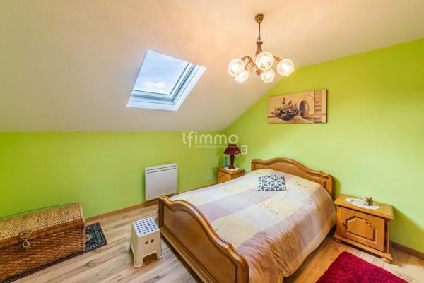 Maison mitoyenne, avec de jolies prestations.