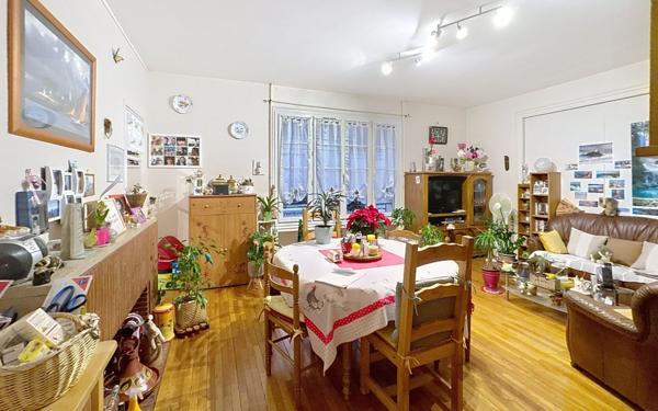 Immeuble à vendre    6 pièces • 346 m2 La Membrolle-sur-Choisille