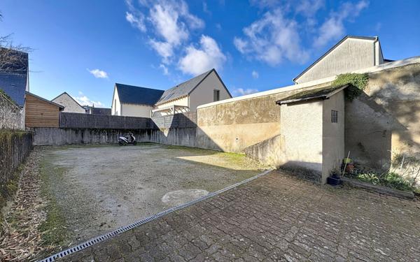 Immeuble à vendre    6 pièces • 346 m2 La Membrolle-sur-Choisille