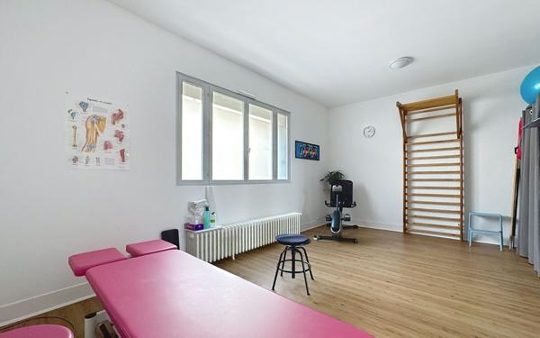 Immeuble à vendre    6 pièces • 346 m2 La Membrolle-sur-Choisille