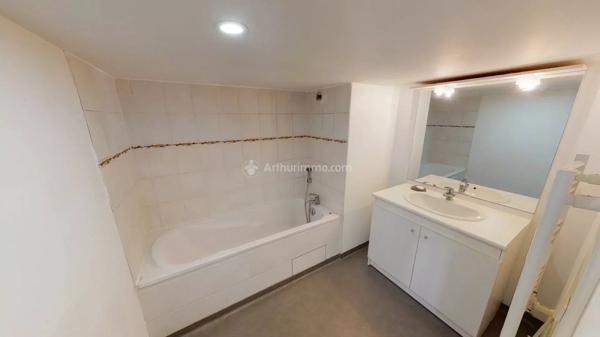 Vente Appartement 2 pièces 50 m2 à Vienne