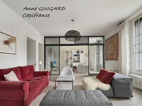 ANNECY (74) - Appartement 3/4 PIECES de 107m², Balcon plein sud, calme, cave, possibilité GARAGE "coup de coeur"