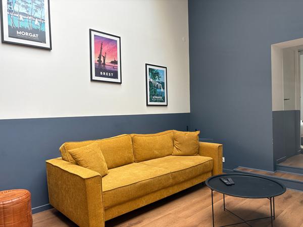 Appartement Brest 2 pièces 54.70 m2 entièrement rénové , Brest
