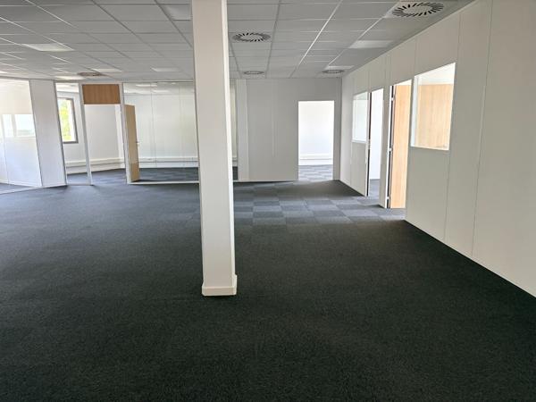 Port de co. - Bureaux de 291m² , Brest