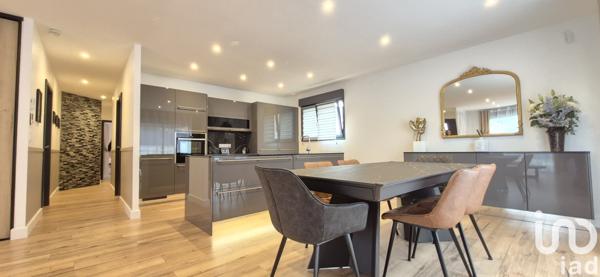 Maison à vendre 5 pièces 101 m² Marange-Silvange