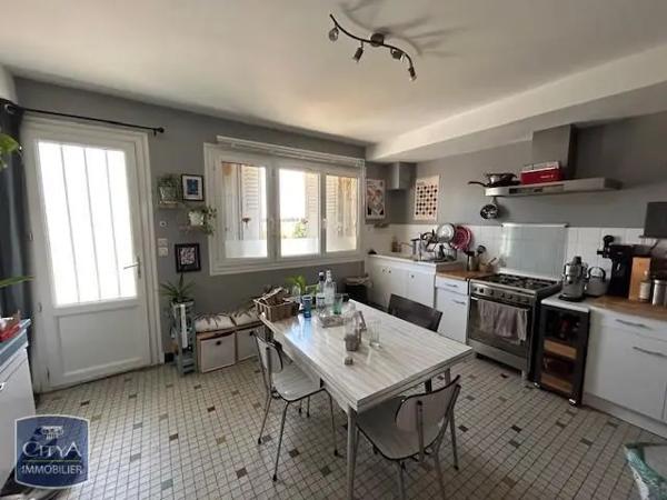 Appartement à louer 4 pièces 70.89m² Saint-Just-Luzac (17320)