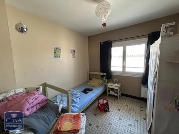 Appartement à louer 4 pièces 70.89m² Saint-Just-Luzac (17320)