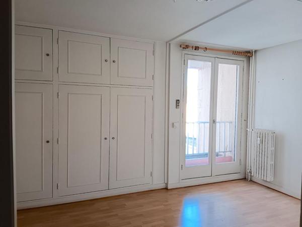 Cahors centre ville, appartement 120 m², ascenseur et parking