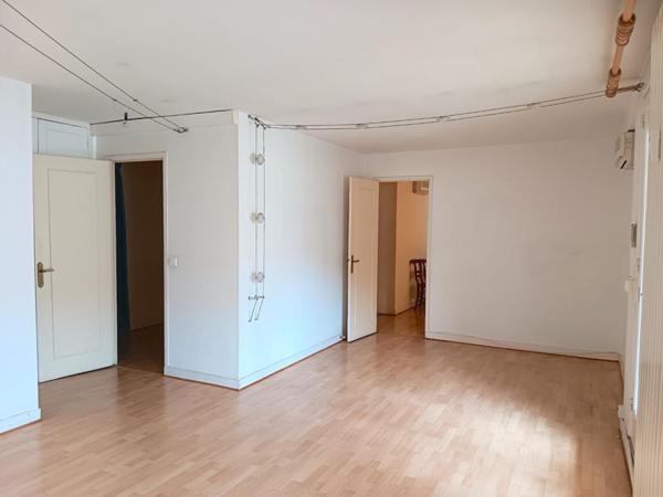 Cahors centre ville, appartement 120 m², ascenseur et parking