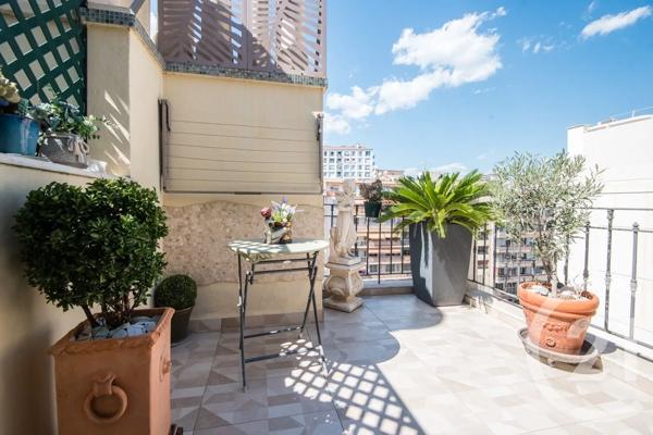 Appartement T3 à vendre  3 pièces - 96,63 m 2   NICE  - 06