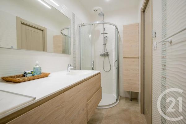 Appartement T3 à vendre  3 pièces - 96,63 m 2   NICE  - 06