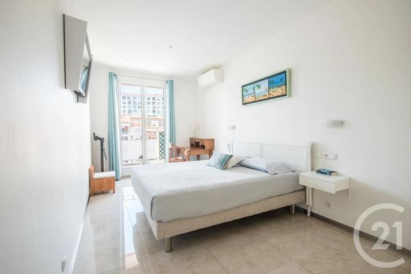 Appartement T3 à vendre  3 pièces - 96,63 m 2   NICE  - 06