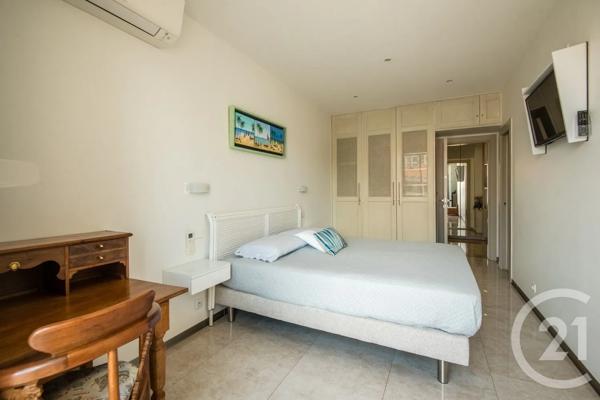 Appartement T3 à vendre  3 pièces - 96,63 m 2   NICE  - 06