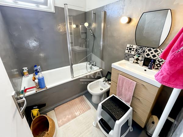 Les Pennes Mirabeau - Maison T4 de 76m2 + garage sur parcelle de 300m2