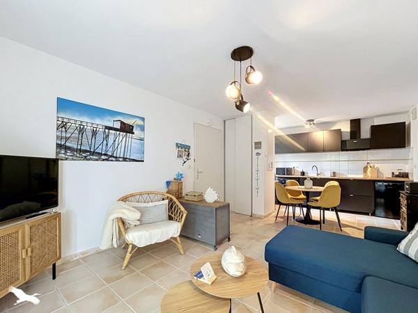 Appartement à vendre 139 899 € Port-des-Barques 2 p 44 m² DPE C