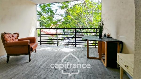 Bagnolet-A vendre studio 17,91 m2 avec terrasse 9 m2- 1er étage avec ascenseur-5mn à pied métro L3-Proche Montreuil