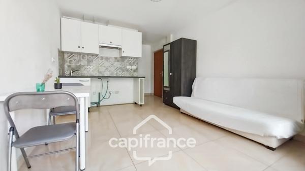 Bagnolet-A vendre studio 17,91 m2 avec terrasse 9 m2- 1er étage avec ascenseur-5mn à pied métro L3-Proche Montreuil