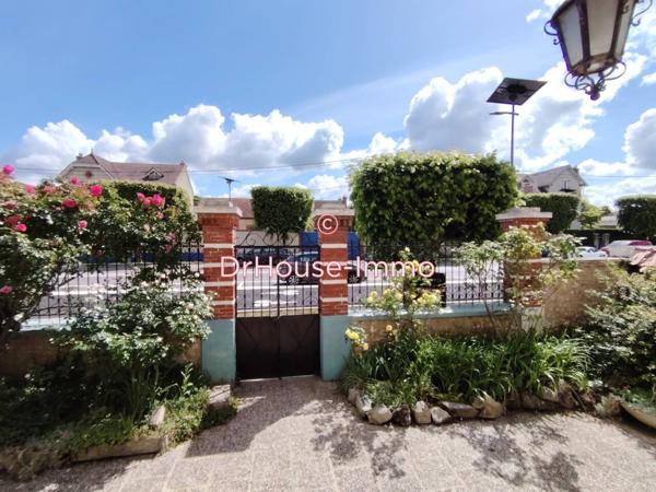 Maison à vendre 9 pièces de 1 730 m²