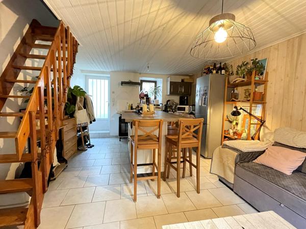 Petite Maison individelle en village