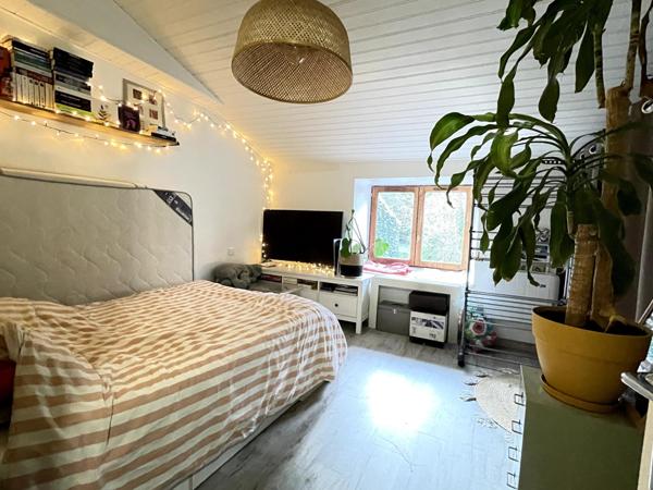 Petite Maison individelle en village