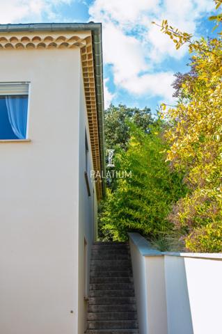 Villa contemporaine avec vue panoramique