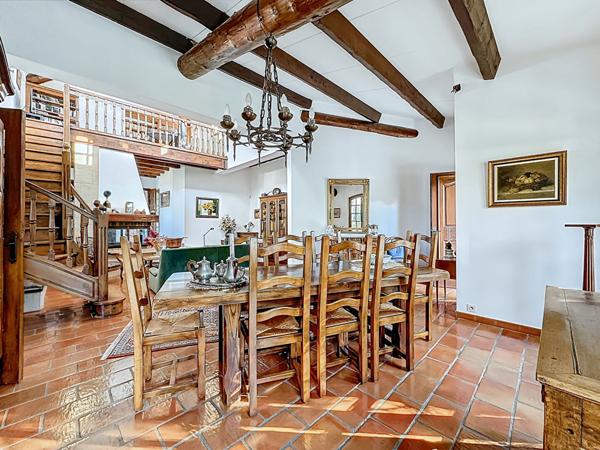 Maison 13190 Allauch 7 pièces 220 m², cadre campagne, au calme absolu