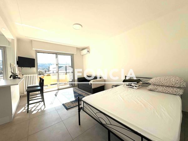Location Studio meublé 35.1 m² - 89 Boulevard Carnot Cannes 06400