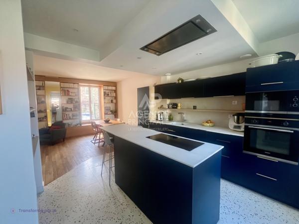 Maison Saint Germain En Laye 6 pièce(s) 140 m2 1 335 000 € **  - Référence  18583