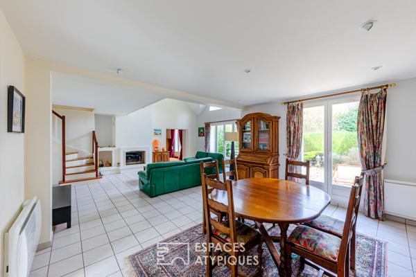 Volumes cathédrale et échappée verte : une signature architecturale à Cergy les Essarts