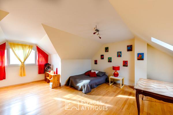 Volumes cathédrale et échappée verte : une signature architecturale à Cergy les Essarts