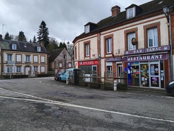 Local Commercial à LES ASPRES, 61270 - 5 pièces 120m²