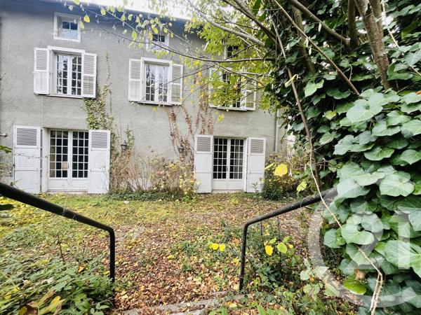 Maison à vendre  11 pièces - 242 m 2   ST VICTURNIEN  - 87