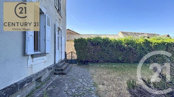 Maison à vendre  11 pièces - 242 m 2   ST VICTURNIEN  - 87